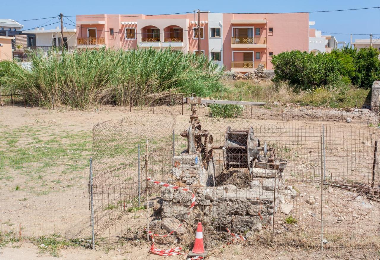 Water Lily Apartment By The Sea Rethymno  Exterior photo